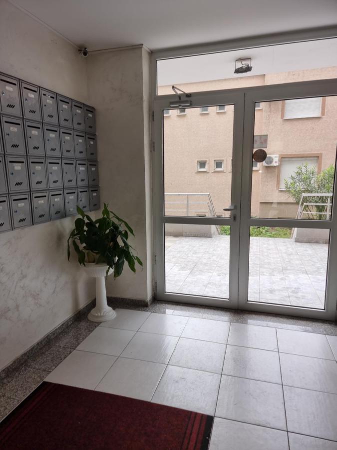 One Bedroom Centre Apartment ポドゴリツァ エクステリア 写真